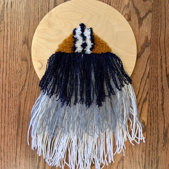 Tapestry attached to wood round - Picture 3 of 4